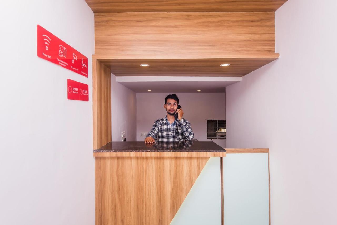 Oyo 46995 Hotel Grand Plaza Mumbai Exterior photo