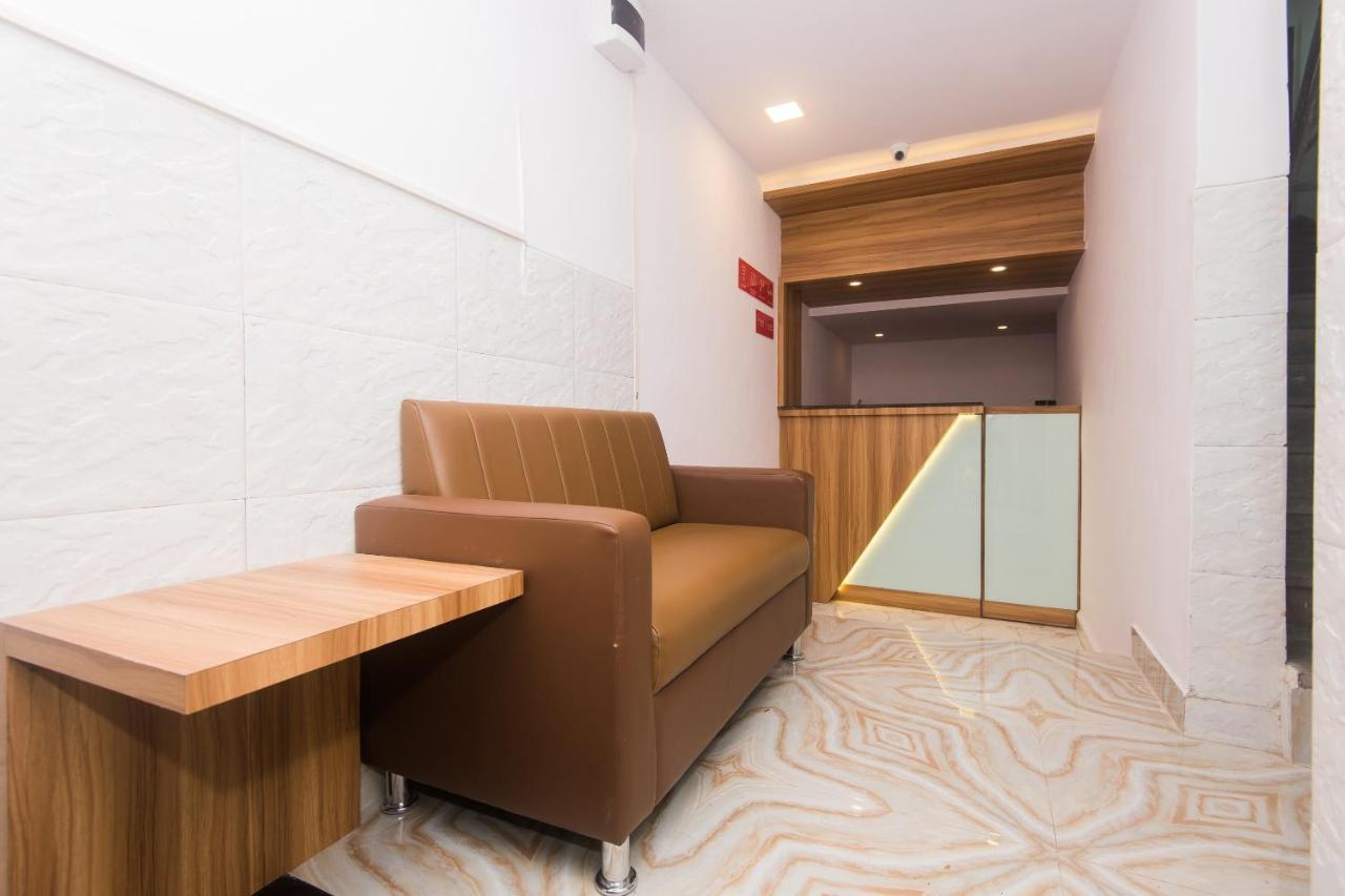 Oyo 46995 Hotel Grand Plaza Mumbai Exterior photo