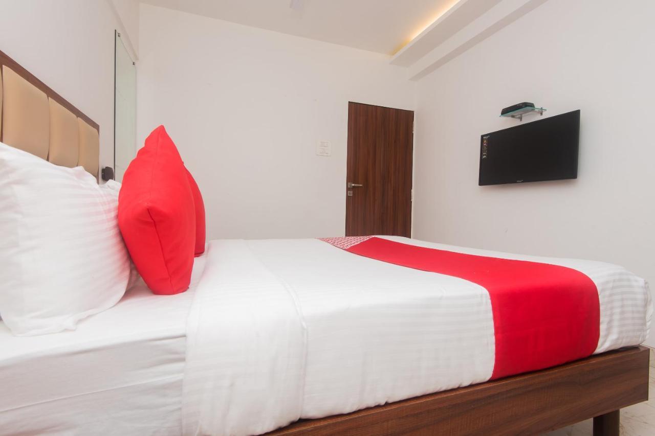 Oyo 46995 Hotel Grand Plaza Mumbai Exterior photo